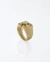 Carica l'immagine nel visualizzatore di Gallery, CRACK