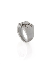 Carica l'immagine nel visualizzatore di Gallery, CRACK